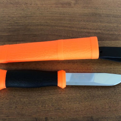 Ніж Morakniv Outdoor 2000 Stainless Steel помаранчевий